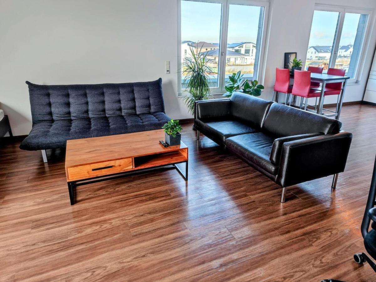 Apartment Ueber Den Daechern Von *